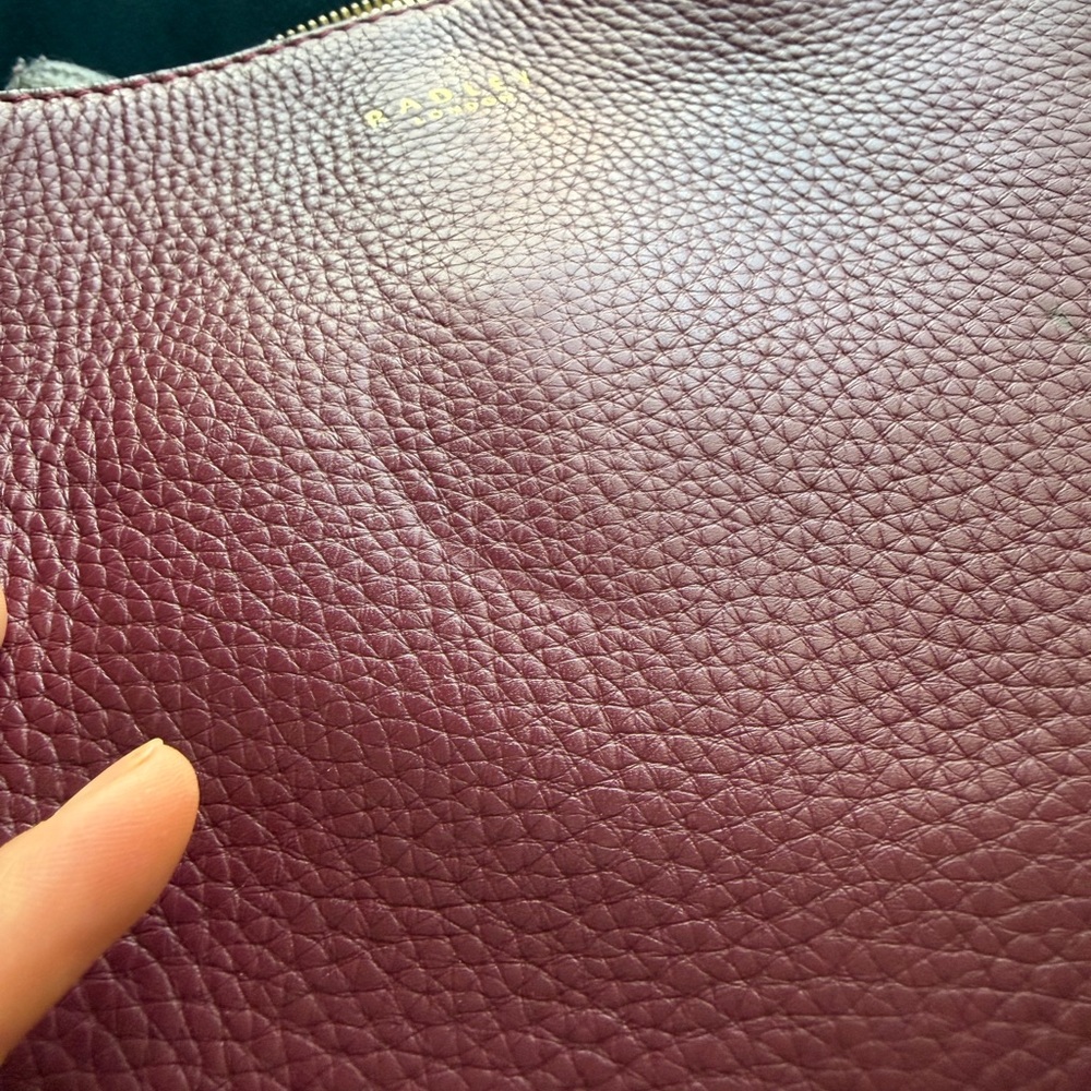 Radley London Burgundy Leather Dukes Place Medium Compartment Bucket Bag - Picture 9 of 10